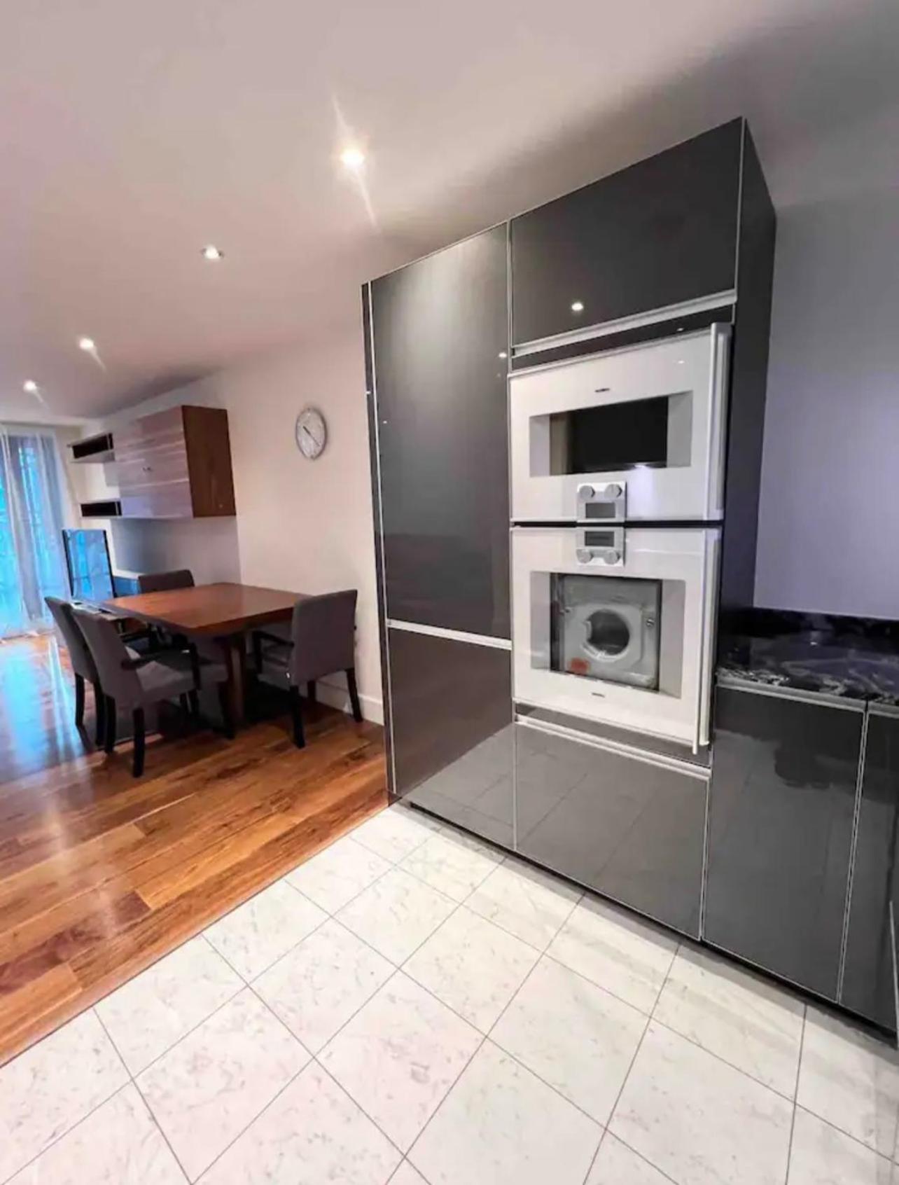 Luxury Apartment Riverside ロンドン エクステリア 写真